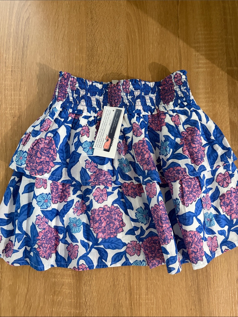 NWT Vineyard Vines Hydrangea smocked ruffle Mini Skirt - Pink & Blue